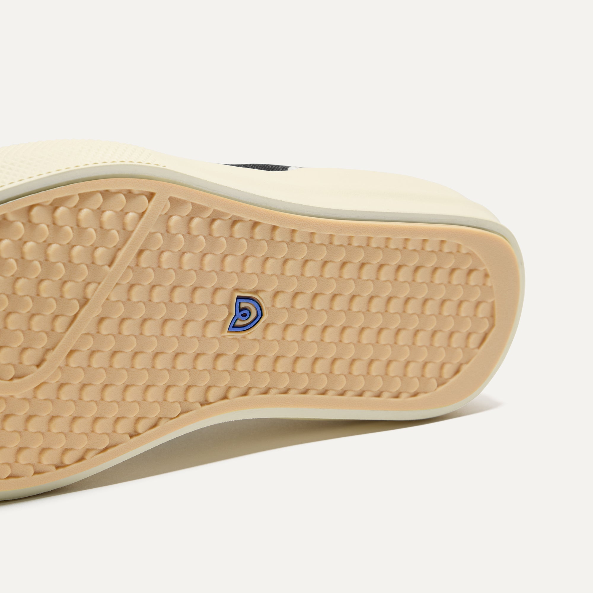 The Women's RS02 Sneaker - Jet - Image 5